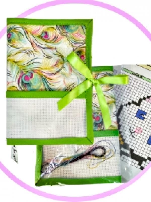 Protège-carnet à broder