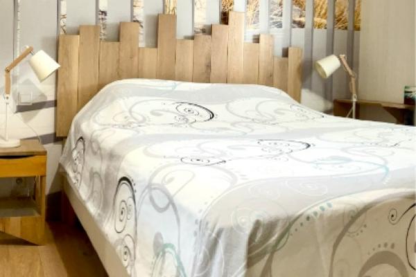Tête de lit palissade en bois